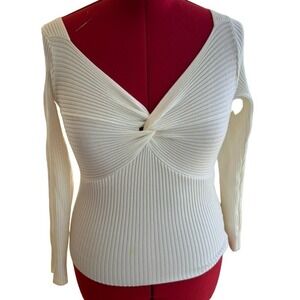 NWT‎ Women junior Lillusory Cream ribbed Sweater Size Medium #352